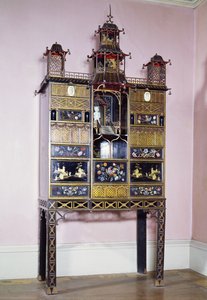 Pagodekast in de stijl van Thomas Chippendale, Europees lakwerk, midden 18e eeuw